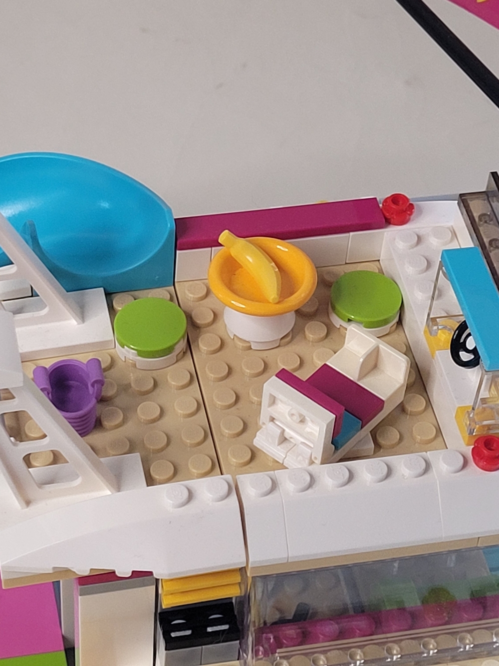 LEGO Friends Sunshine Catamaran set, model number 41317 - Picture 10 of 14